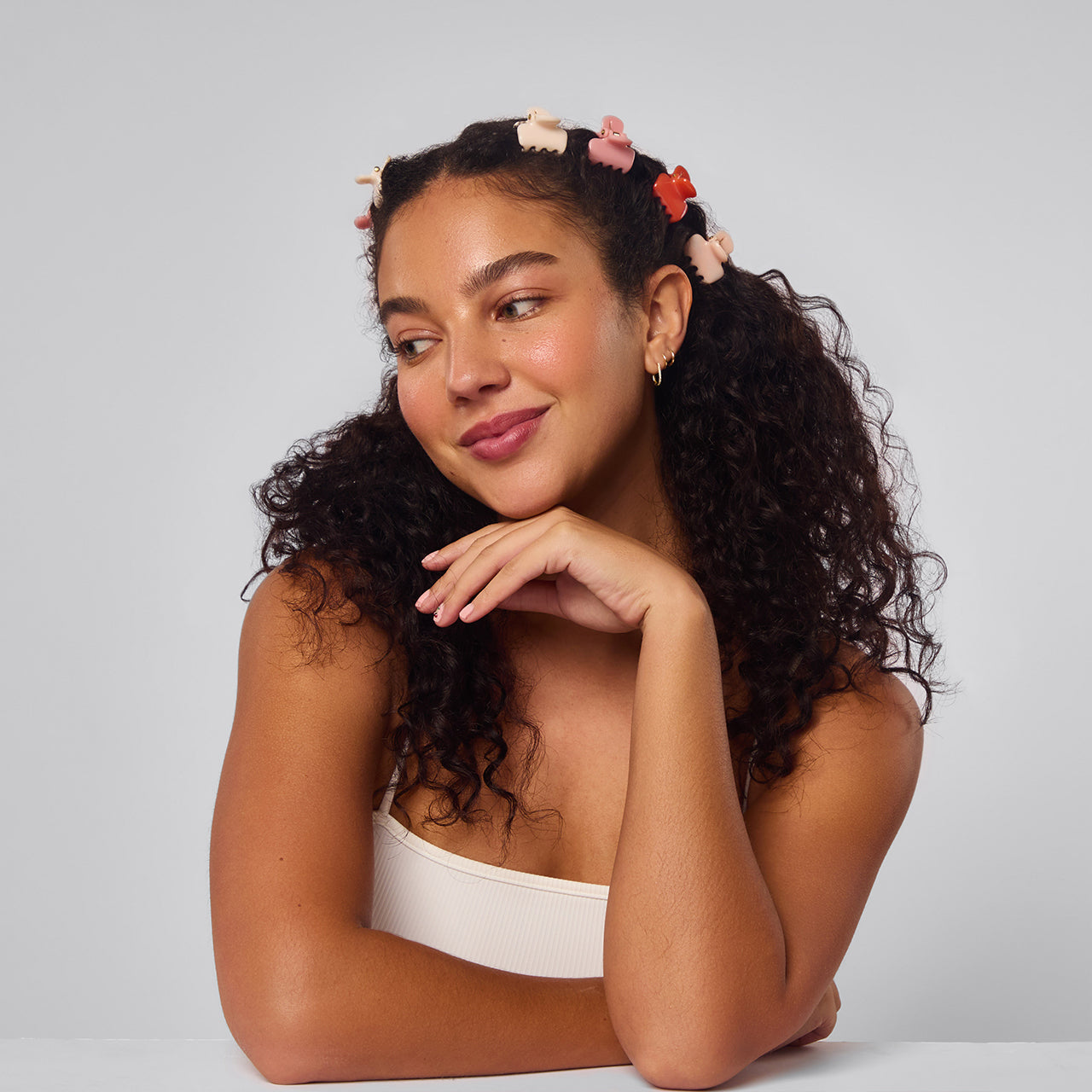 Mini Cloud Clips av återvunnen plast, set om 8 st - Assorterad körsbärsblomma