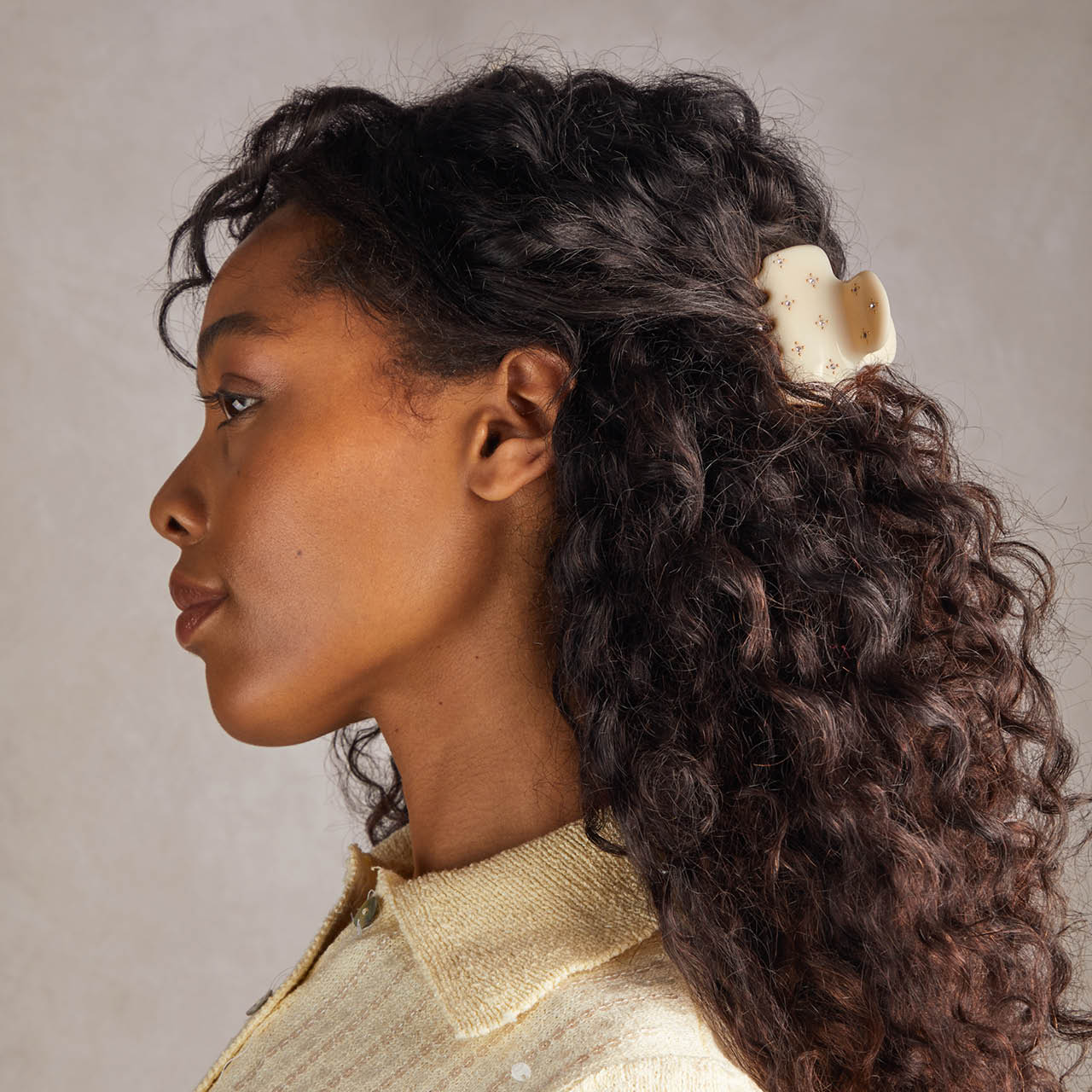 Clip Nube con pedrería - Marfil